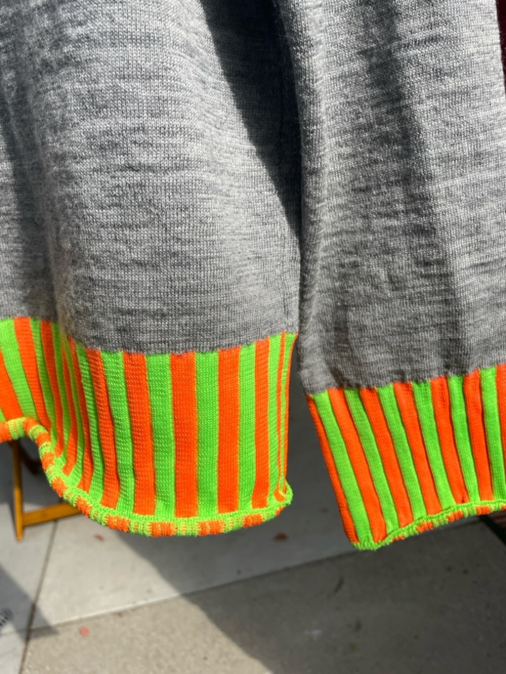 Comme des Garcons Gray V-Neck Knit Sweater with Trim Detail